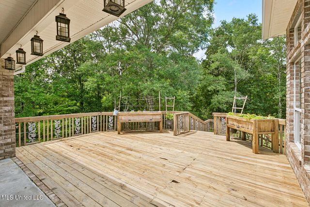 5080 Longbow Drive, Kiln, MS 39556