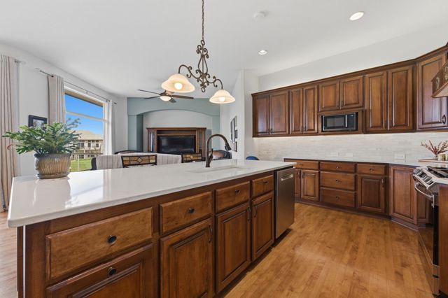 2133 W Harborlight, Wichita, KS 67204