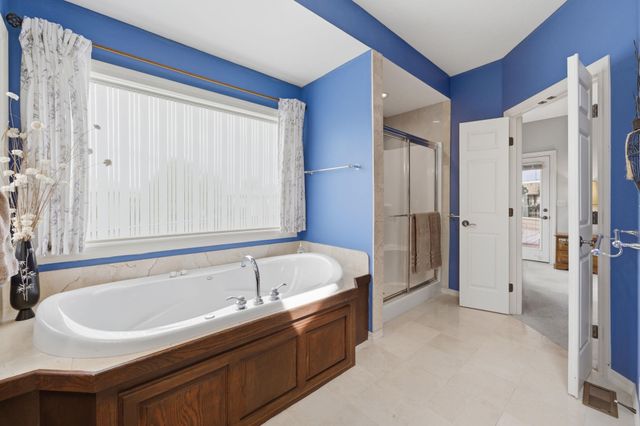 2133 W Harborlight, Wichita, KS 67204