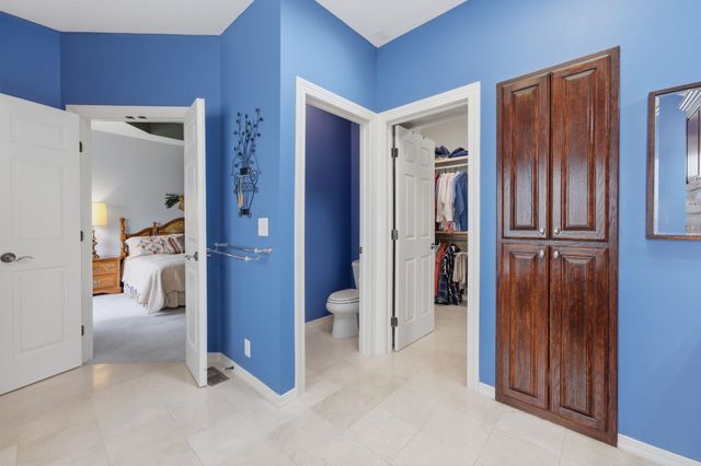 2133 W Harborlight, Wichita, KS 67204