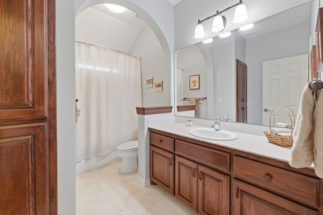 2133 W Harborlight, Wichita, KS 67204