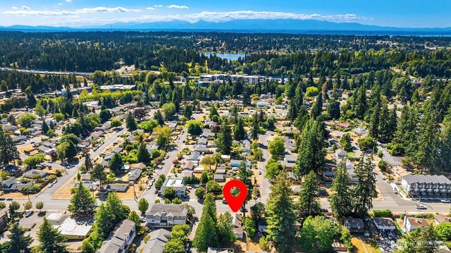 5507 240th Street SW, Mountlake Terrace, WA 98043