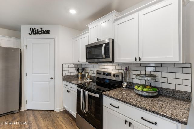 115 Lindsell Rd, Athens, TN 37303