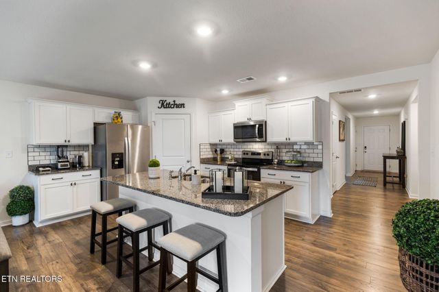 115 Lindsell Rd, Athens, TN 37303