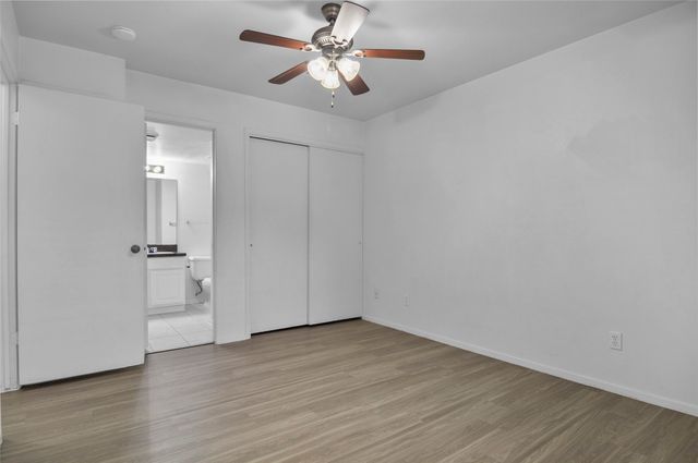 5720 Cedar Creek Drive, Benbrook, TX 76109