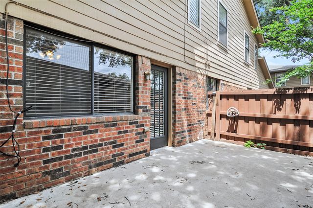 5720 Cedar Creek Drive, Benbrook, TX 76109