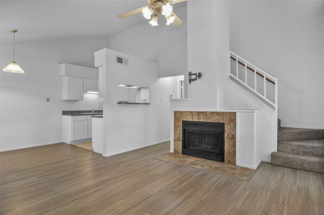 5720 Cedar Creek Drive, Benbrook, TX 76109