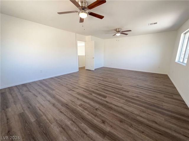 4378 Mangrove Bay Street, Las Vegas, NV 89147