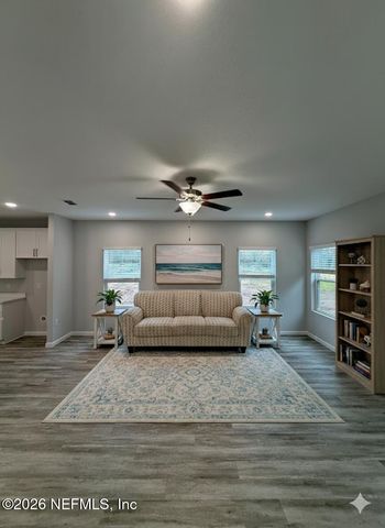 8642 CRYSTALLINE Lane, Jacksonville, FL 32221