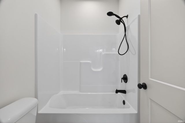 7654 W Julia Drive, Ellettsville, IN 47429