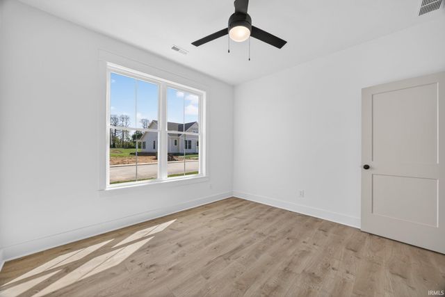 7654 W Julia Drive, Ellettsville, IN 47429