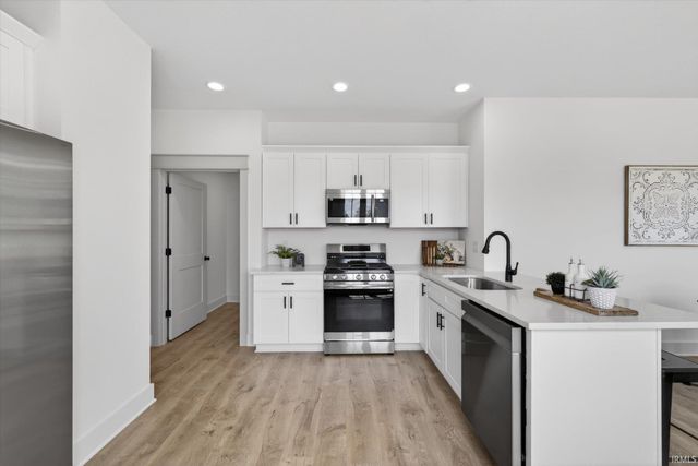 7654 W Julia Drive, Ellettsville, IN 47429