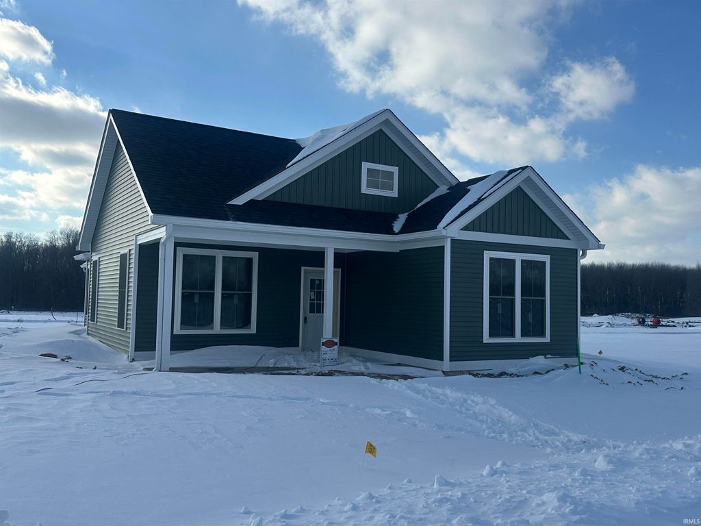 7654 W Julia Drive, Ellettsville, IN 47429