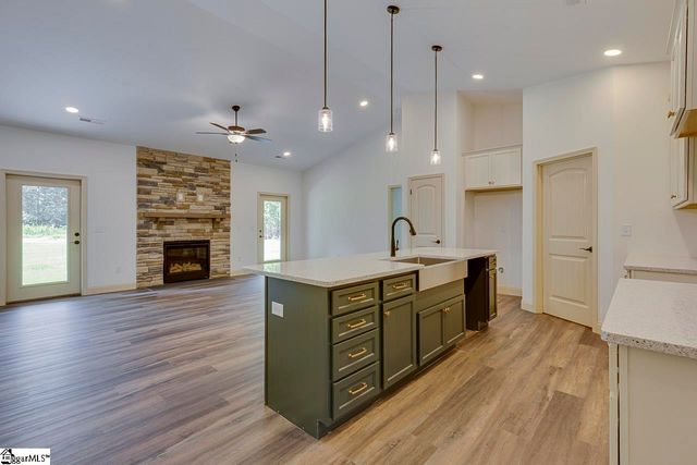 399 Bowers Road, Travelers Rest, SC 29690