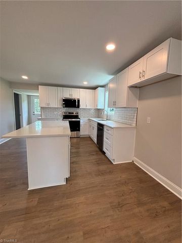 211 Bridge Street, Eden, NC 27288