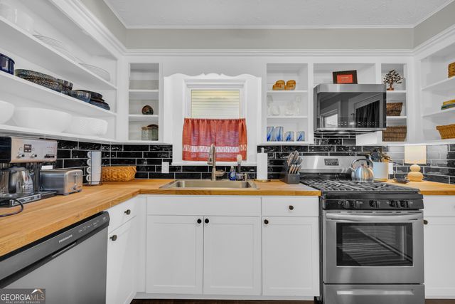 67 Fairview Avenue, Hartwell, GA 30643