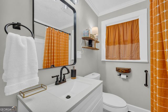 67 Fairview Avenue, Hartwell, GA 30643