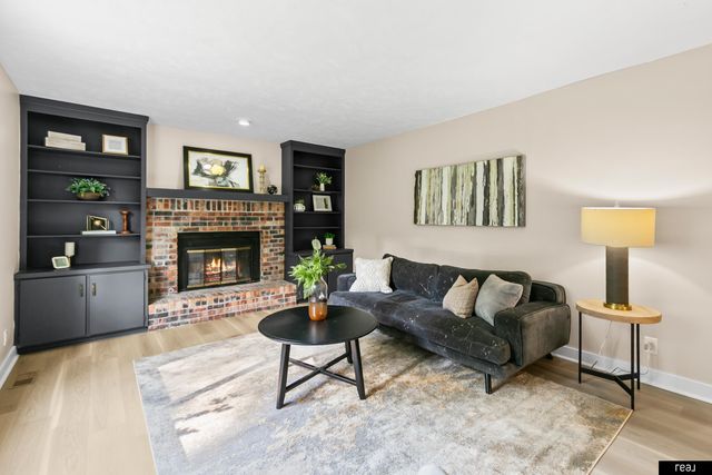 12901 S 29 Street, Bellevue, NE 68123
