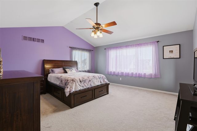 31811 Day Lily Drive, Rockwood, MI 48173