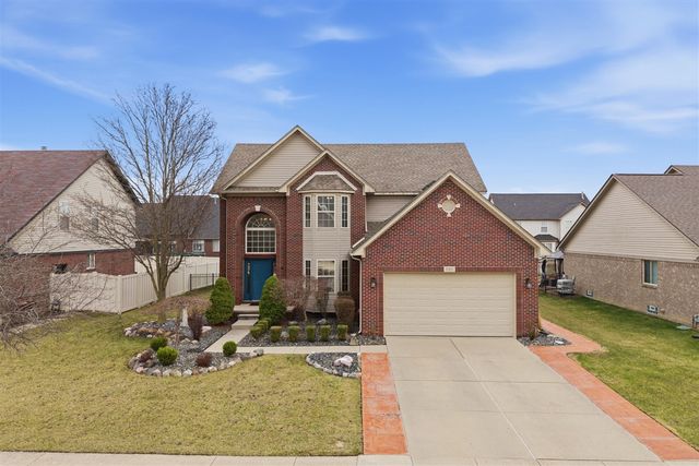 31811 Day Lily Drive, Rockwood, MI 48173