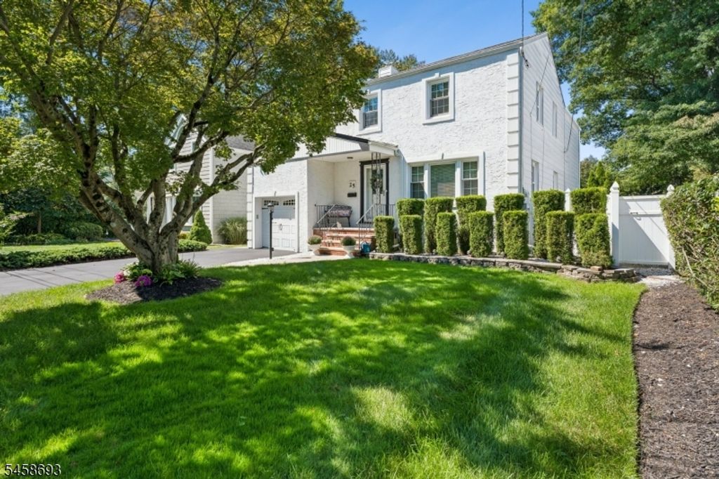 25 Swan Rd, Livingston Twp., NJ 07039 — exterior