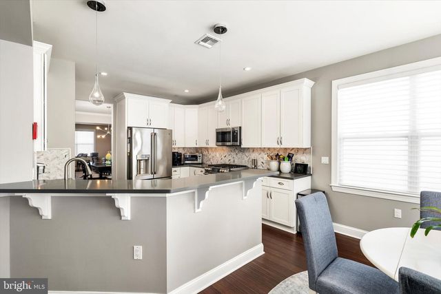 43 KLINE RD, Hillsborough, NJ 08844