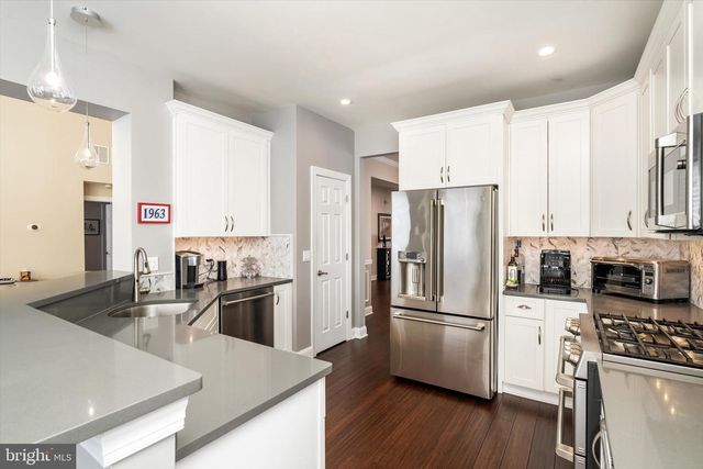 43 KLINE RD, Hillsborough, NJ 08844