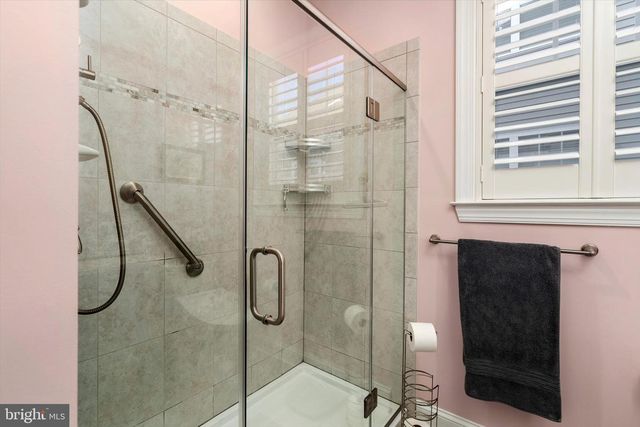 43 KLINE RD, Hillsborough, NJ 08844