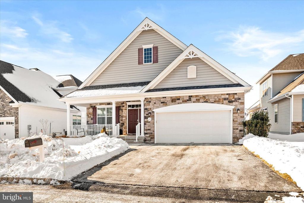 43 KLINE RD, Hillsborough, NJ 08844