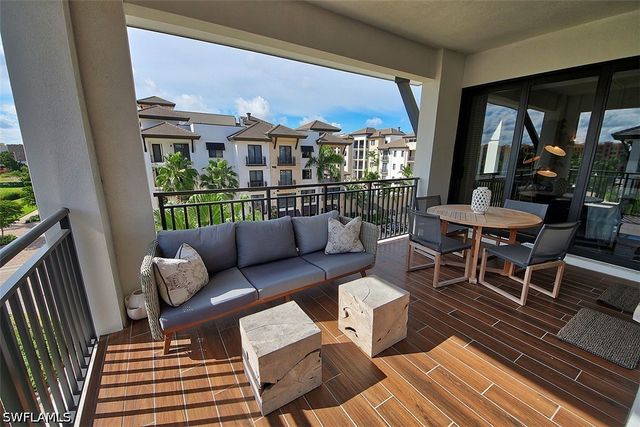 1035 3rd AVE S 411, Naples, FL 34102