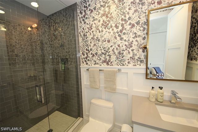 1035 3rd AVE S 411, Naples, FL 34102