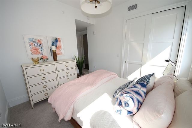 1035 3rd AVE S 411, Naples, FL 34102