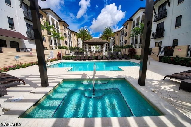 1035 3rd AVE S 411, Naples, FL 34102