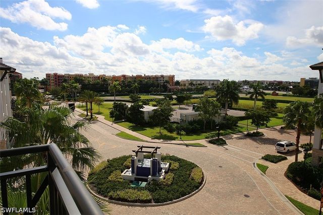 1035 3rd AVE S 411, Naples, FL 34102