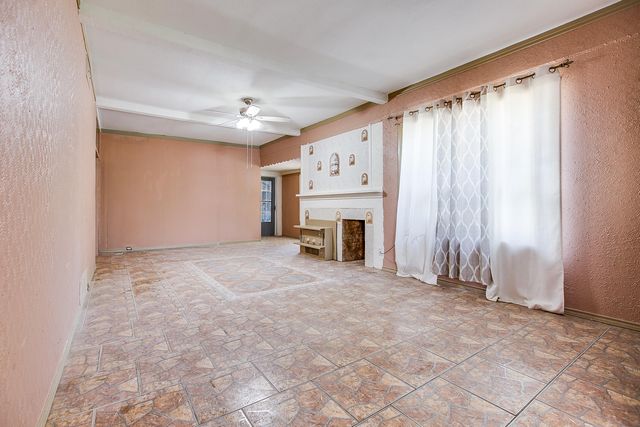 925 Childress Street, San Angelo, TX 76901