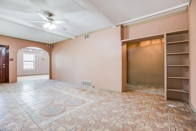 925 Childress Street, San Angelo, TX 76901