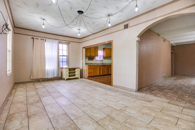 925 Childress Street, San Angelo, TX 76901