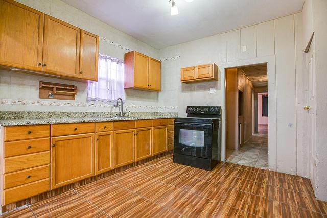 925 Childress Street, San Angelo, TX 76901