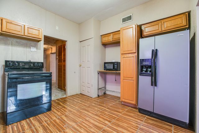 925 Childress Street, San Angelo, TX 76901