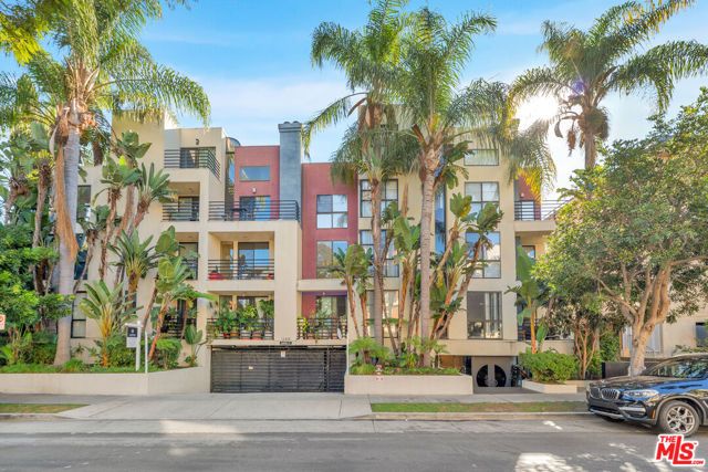 12000 Goshen Avenue 303, Los Angeles, CA 90049