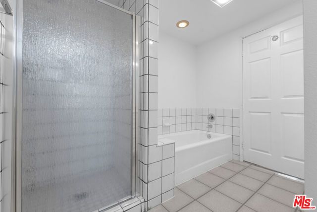 12000 Goshen Avenue 303, Los Angeles, CA 90049