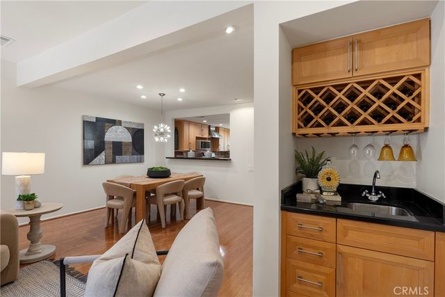 10933 Wellworth Avenue 10, Los Angeles, CA 90024