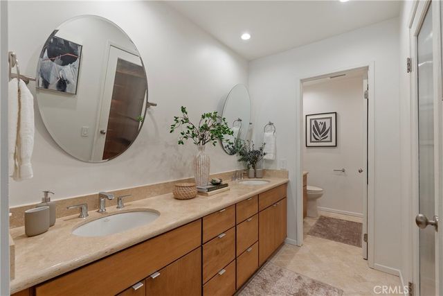 10933 Wellworth Avenue 10, Los Angeles, CA 90024