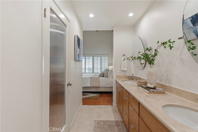 10933 Wellworth Avenue 10, Los Angeles, CA 90024