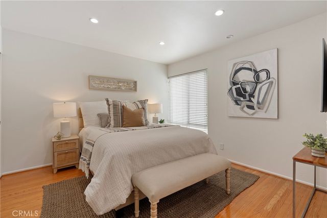 10933 Wellworth Avenue 10, Los Angeles, CA 90024