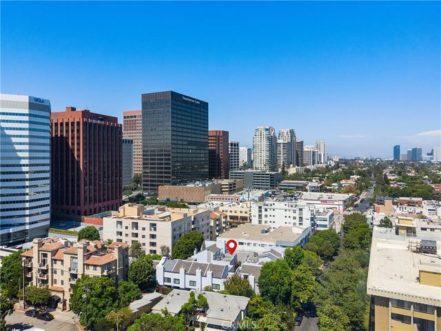 10933 Wellworth Avenue 10, Los Angeles, CA 90024