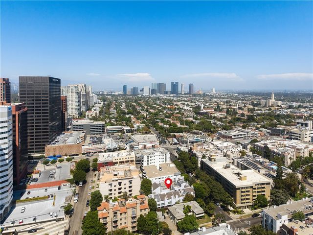 10933 Wellworth Avenue 10, Los Angeles, CA 90024