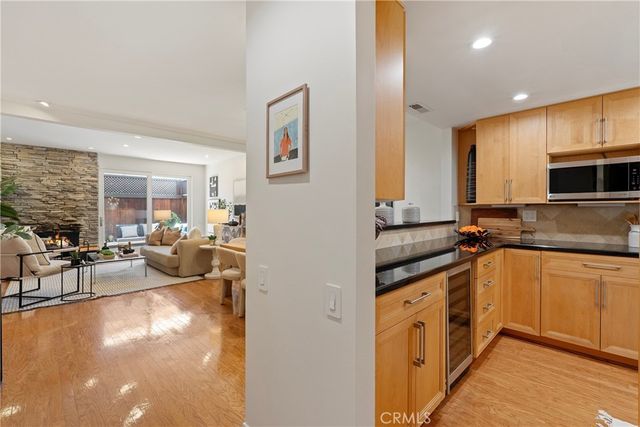 10933 Wellworth Avenue 10, Los Angeles, CA 90024