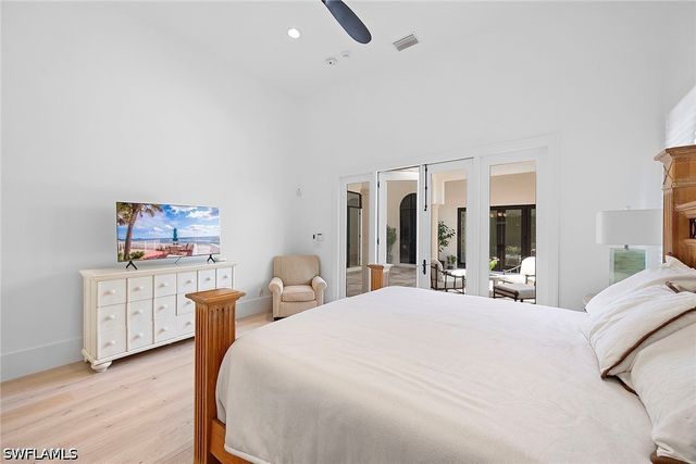 2749 Medallist LN, Naples, FL 34109