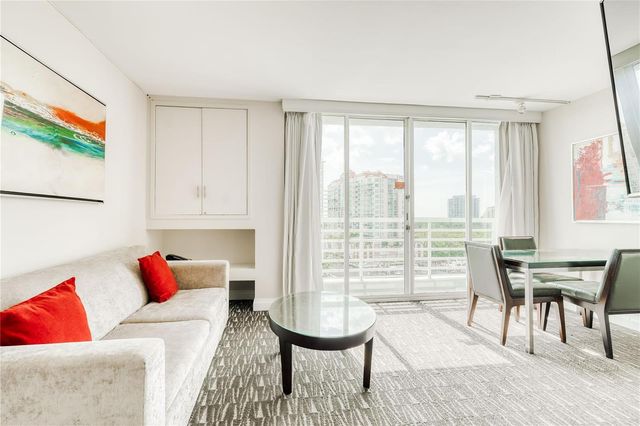 2670 E Sunrise Boulevard 826, Fort Lauderdale, FL 33304
